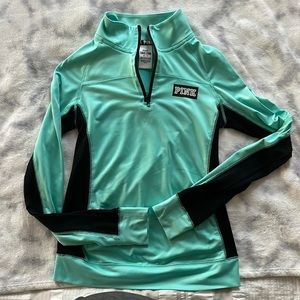 VS Pink Workout 1/4 Zip